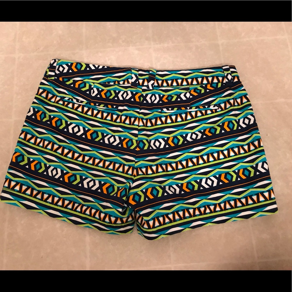 Geometric shorts - Picture 3 of 3